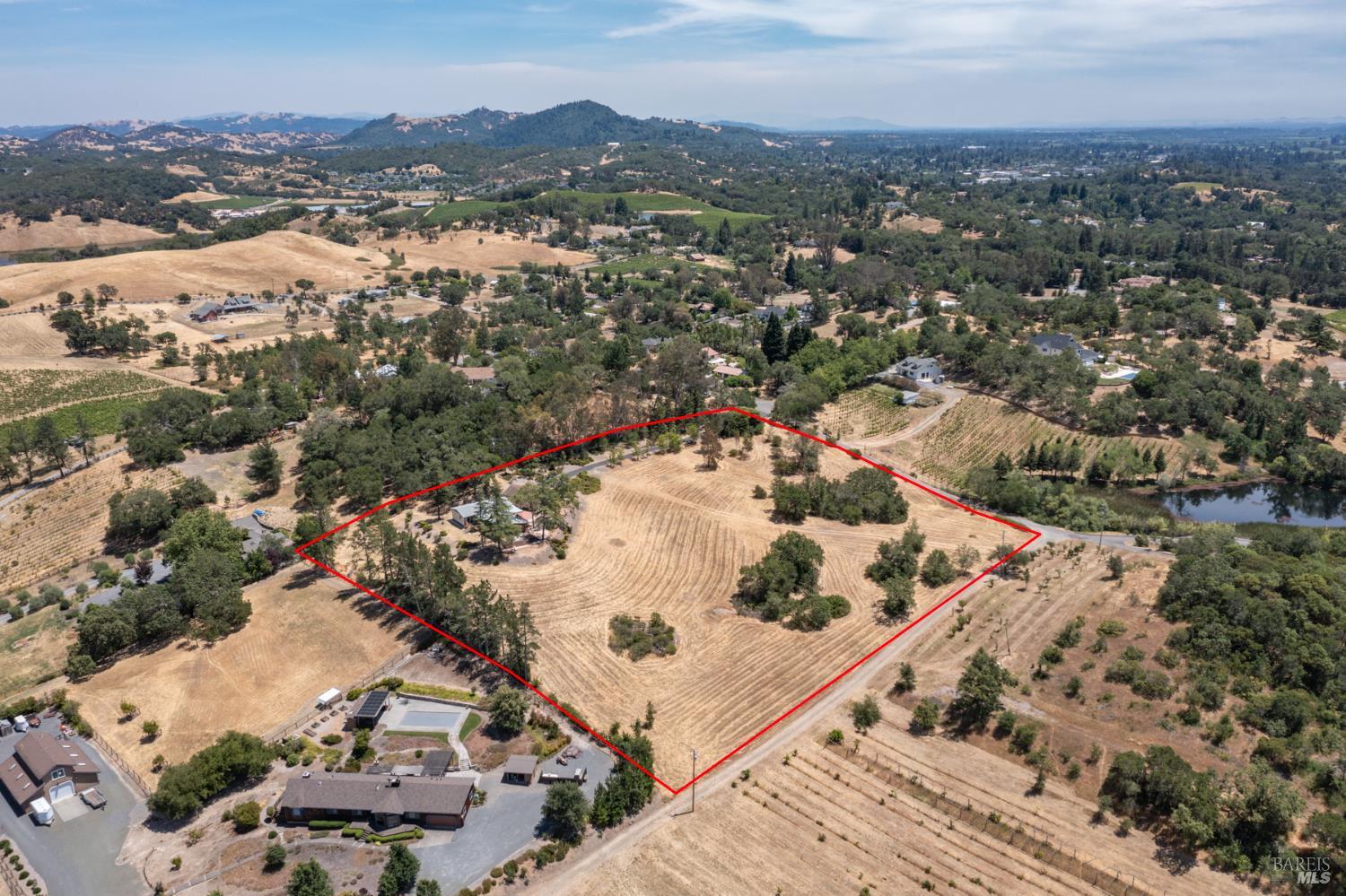 1676 Chiquita Road Healdsburg CA 95448