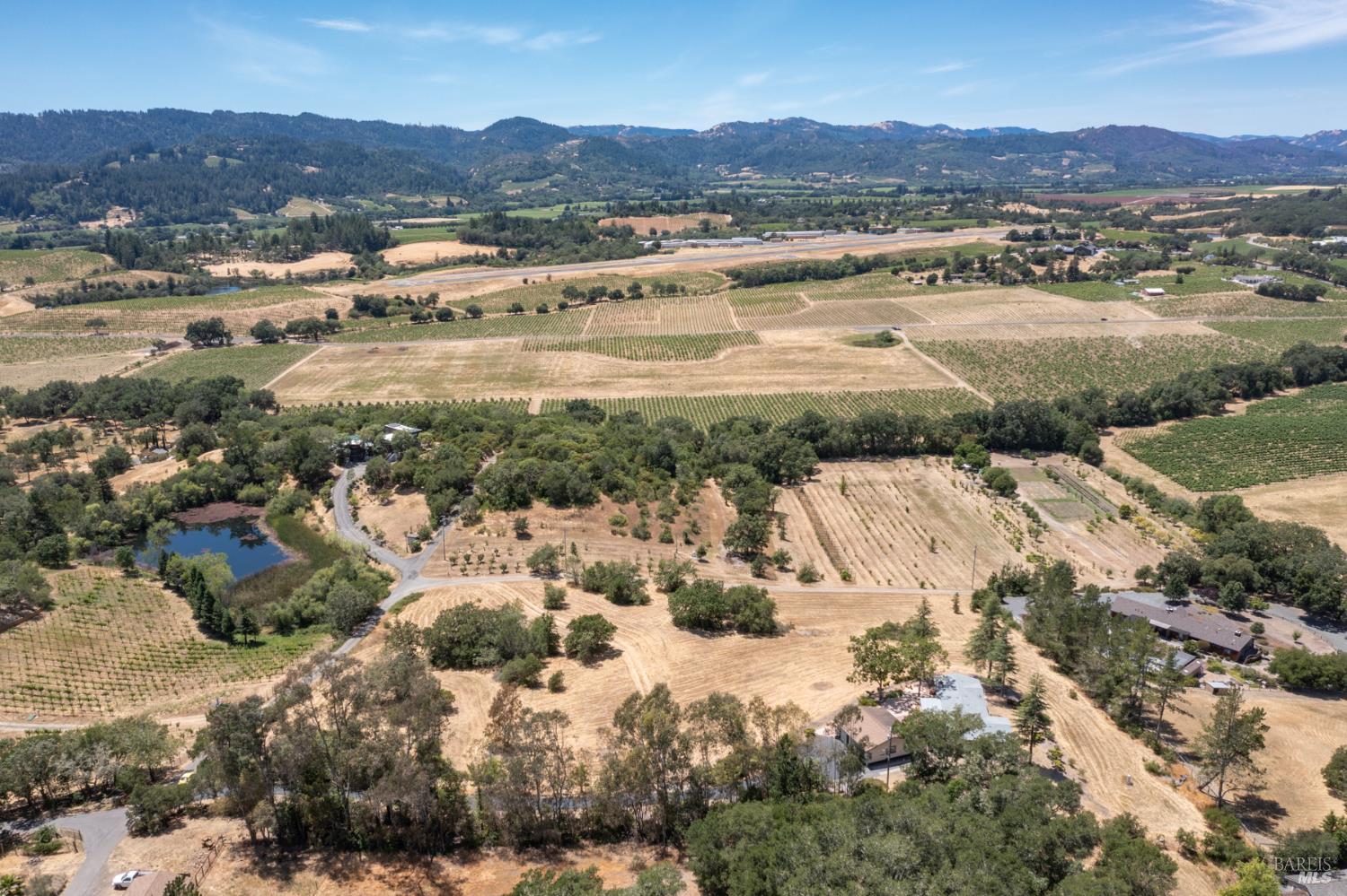 1676 Chiquita Road Healdsburg CA 95448