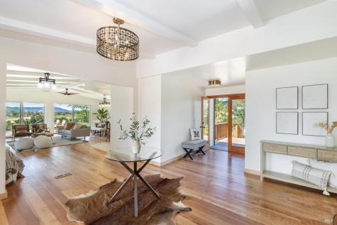 1676 Chiquita Road Healdsburg CA 95448