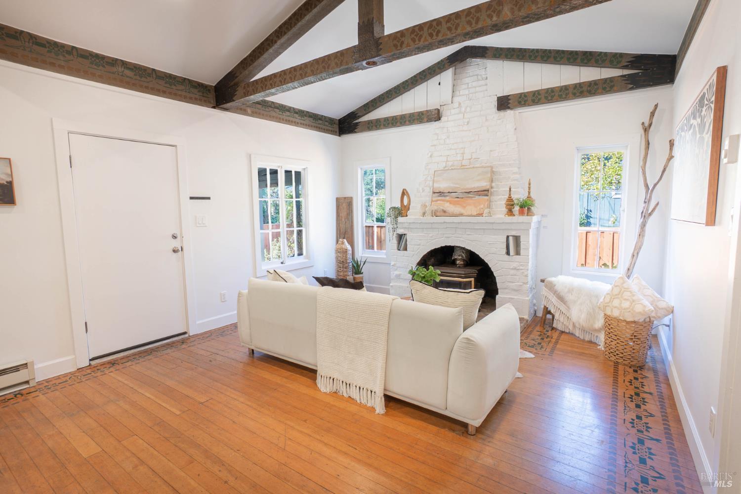 17495 Orchard Avenue Guerneville CA 95446