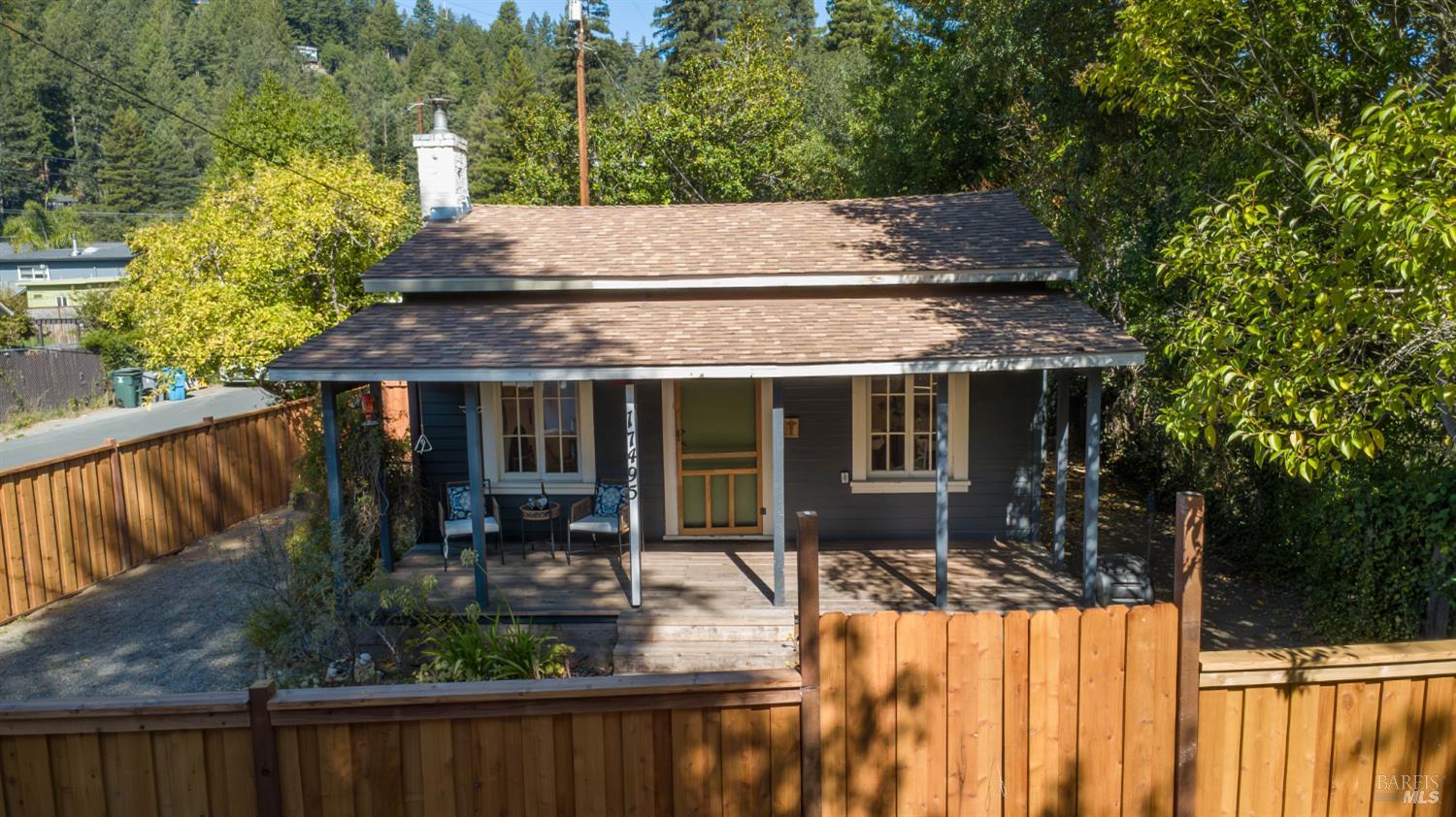 17495 Orchard Avenue Guerneville CA 95446