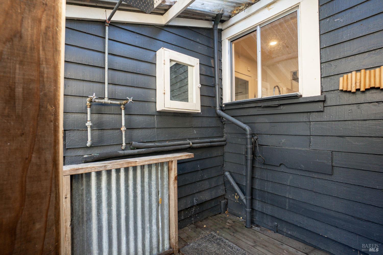 17495 Orchard Avenue Guerneville CA 95446