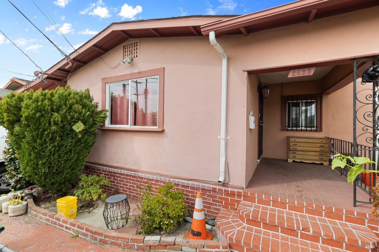 2627 63rd Avenue Oakland CA 94605