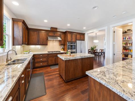 11 Zandra Place Novato CA 94945