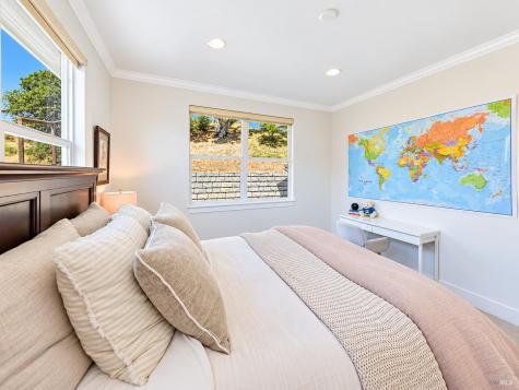 11 Zandra Place Novato CA 94945
