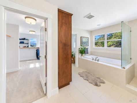 11 Zandra Place Novato CA 94945