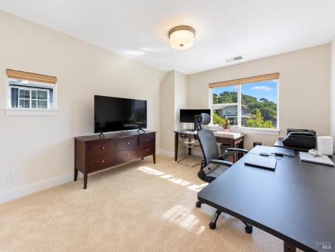 11 Zandra Place Novato CA 94945
