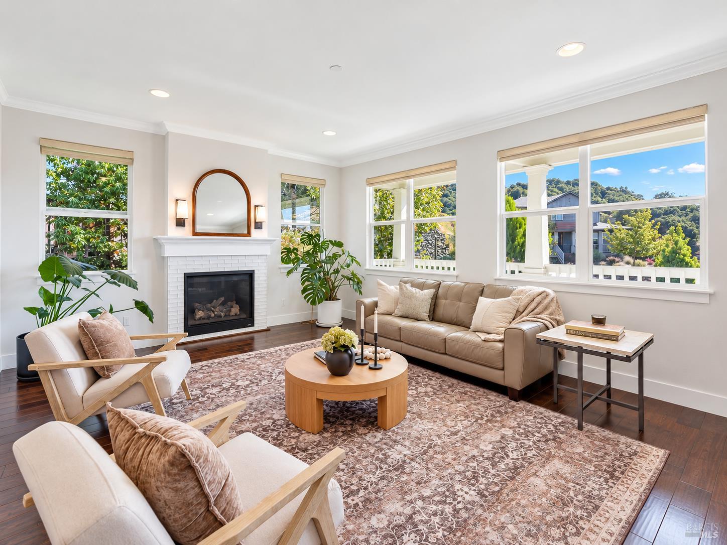 11 Zandra Place Novato CA 94945