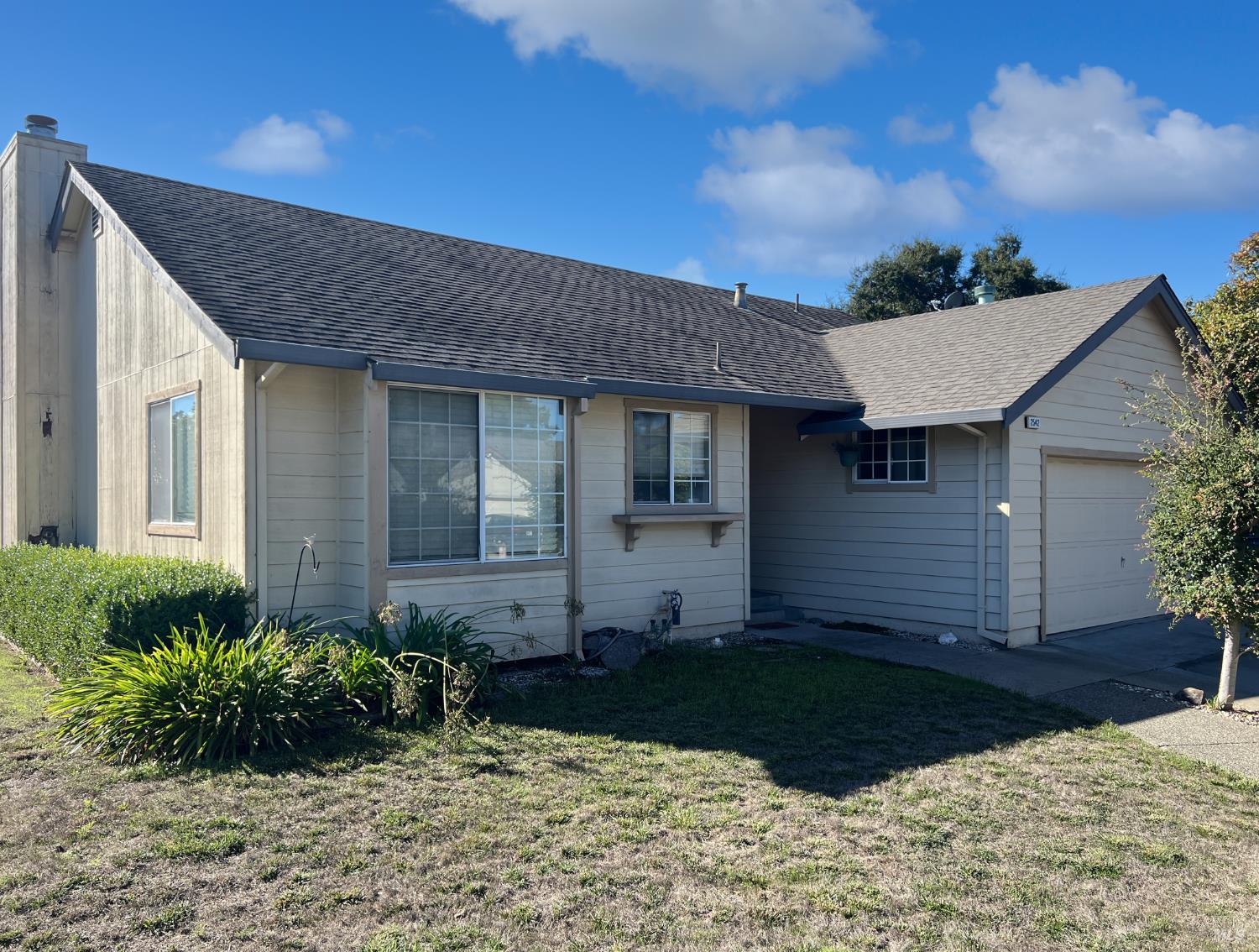 2542 Buss Drive Santa Rosa CA 95407