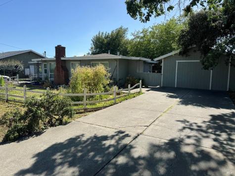 231 Bluebird Drive Windsor CA 95492