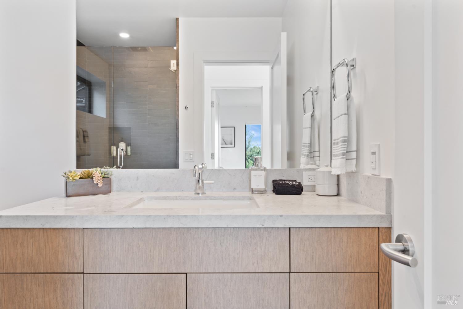 9224 Carols View Lane Forestville CA 95436