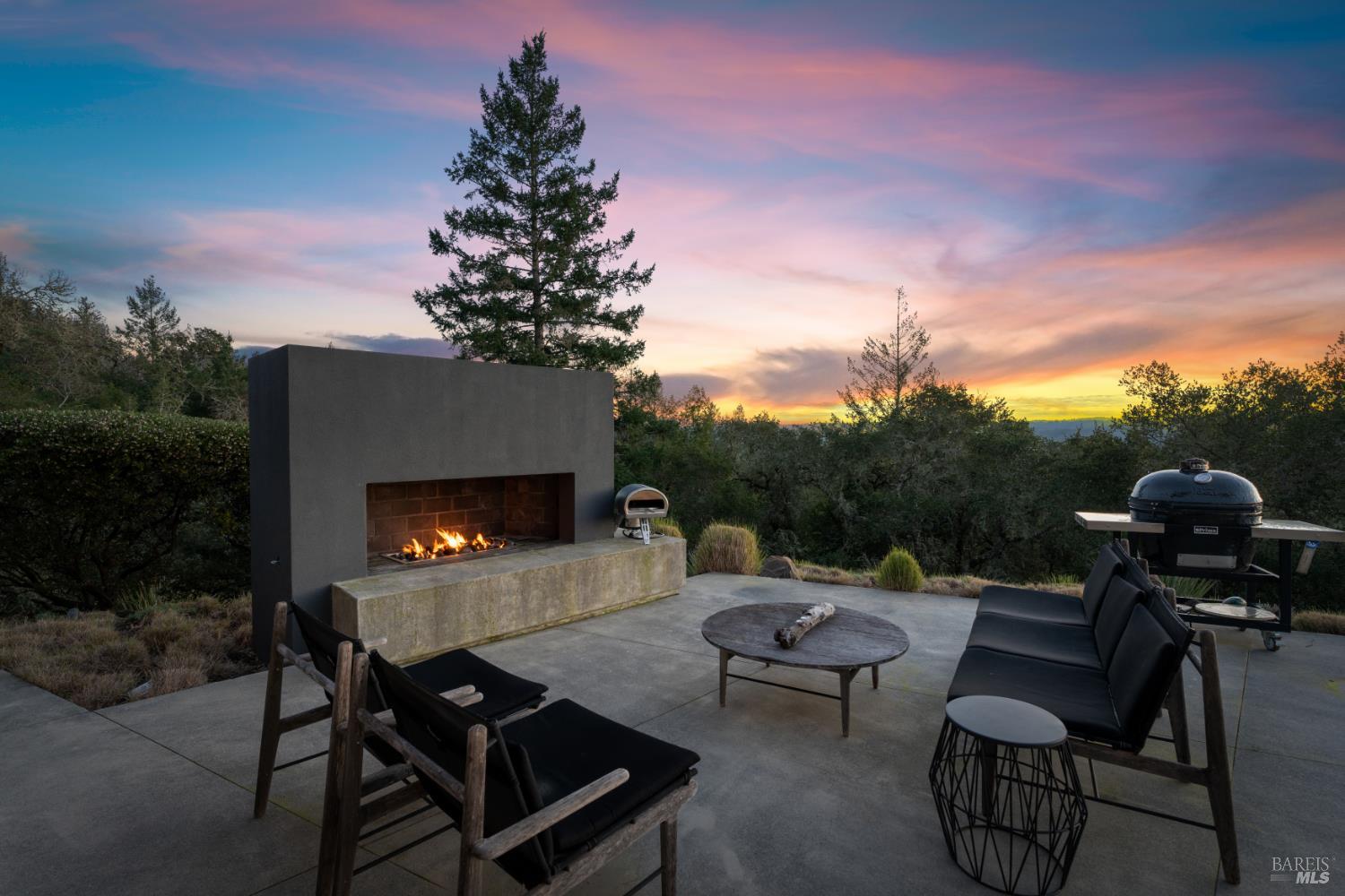9224 Carols View Lane Forestville CA 95436