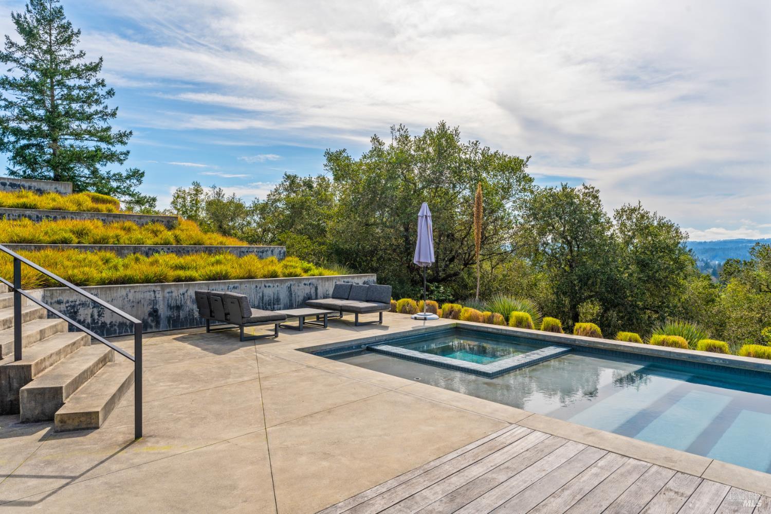 9224 Carols View Lane Forestville CA 95436