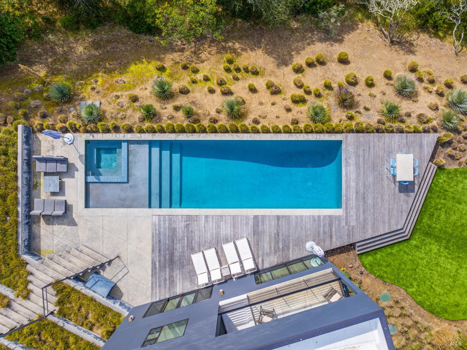 9224 Carols View Lane Forestville CA 95436