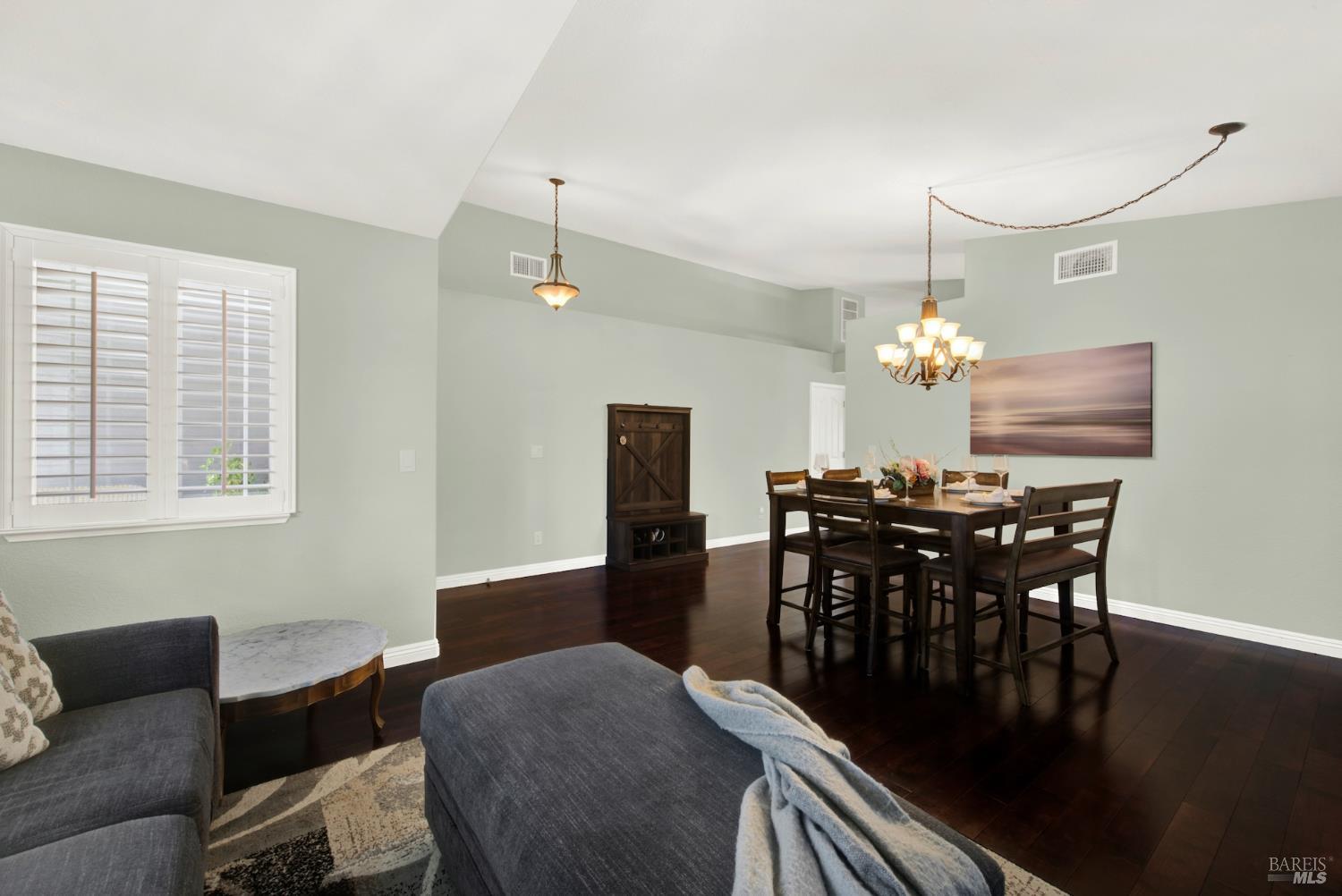 940 Alexander Court Dixon CA 95620
