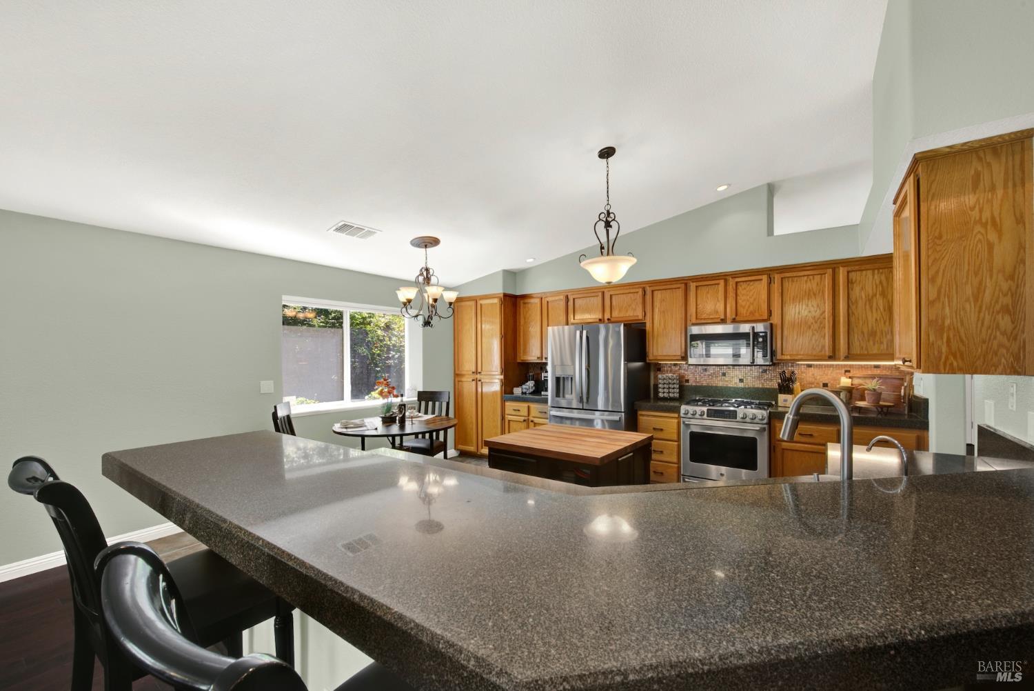 940 Alexander Court Dixon CA 95620