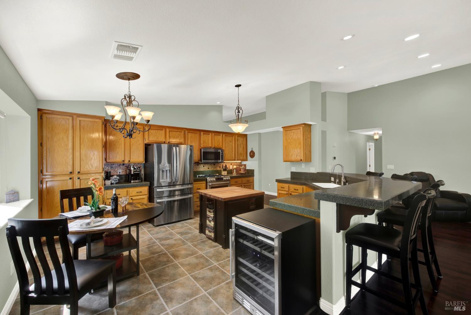 940 Alexander Court Dixon CA 95620