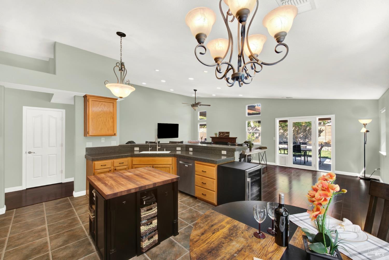 940 Alexander Court Dixon CA 95620