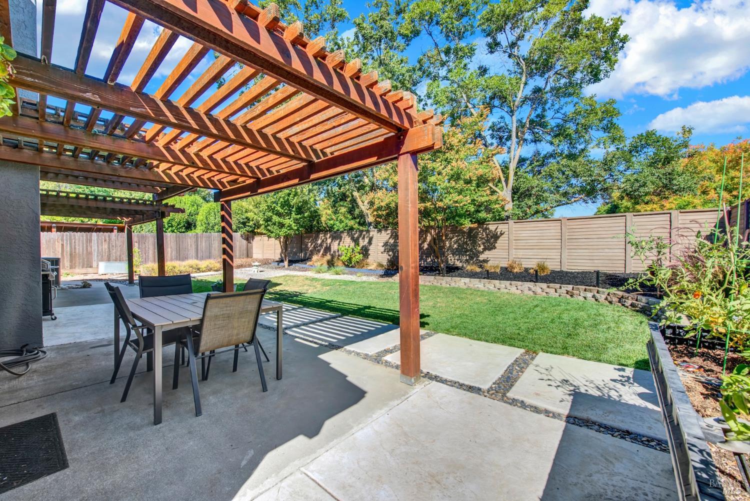 940 Alexander Court Dixon CA 95620