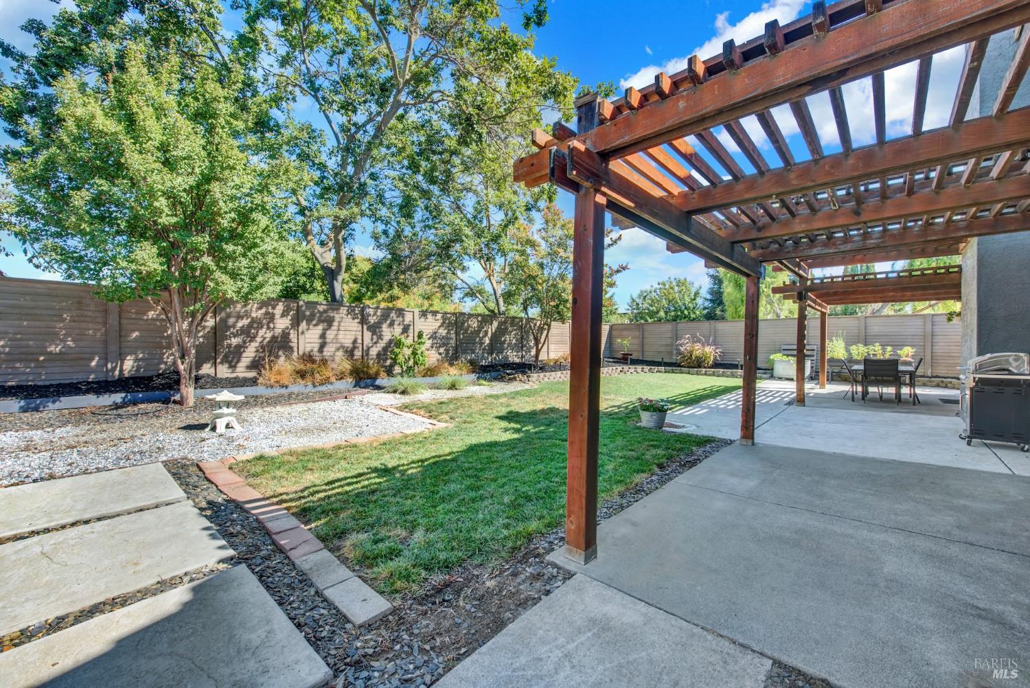 940 Alexander Court Dixon CA 95620