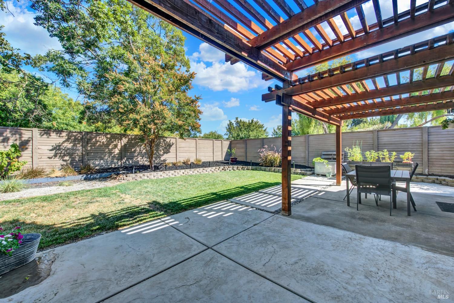 940 Alexander Court Dixon CA 95620