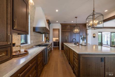 3981 Parker Hill Road Santa Rosa CA 95404