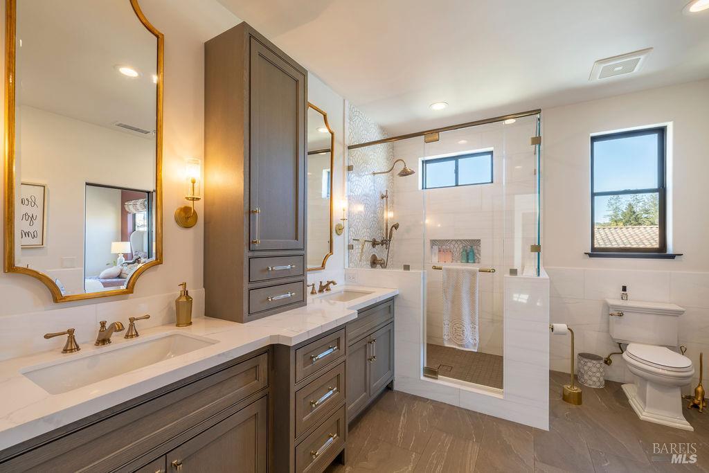 3981 Parker Hill Road Santa Rosa CA 95404