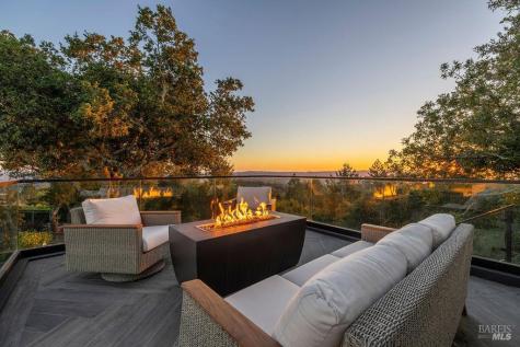 3981 Parker Hill Road Santa Rosa CA 95404