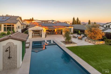 3981 Parker Hill Road Santa Rosa CA 95404