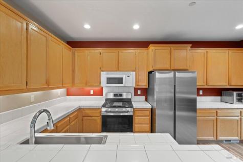8396 Trione Circle Windsor CA 95492