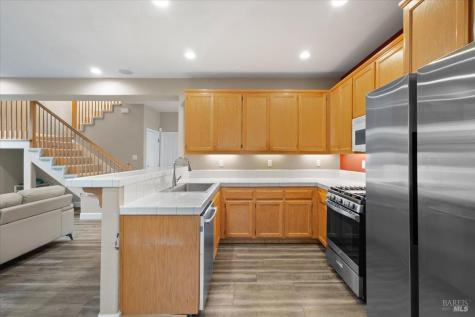 8396 Trione Circle Windsor CA 95492