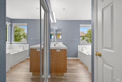 8396 Trione Circle Windsor CA 95492
