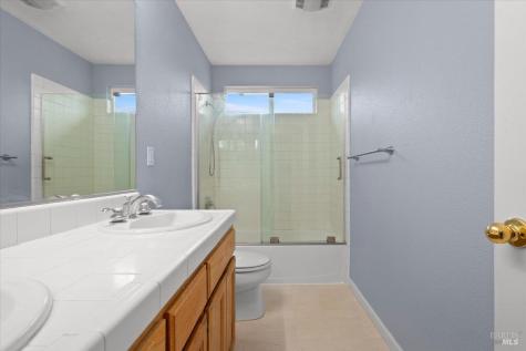 8396 Trione Circle Windsor CA 95492