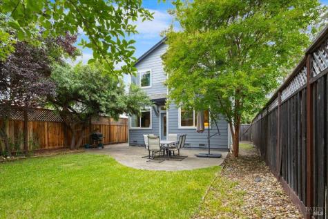 8396 Trione Circle Windsor CA 95492