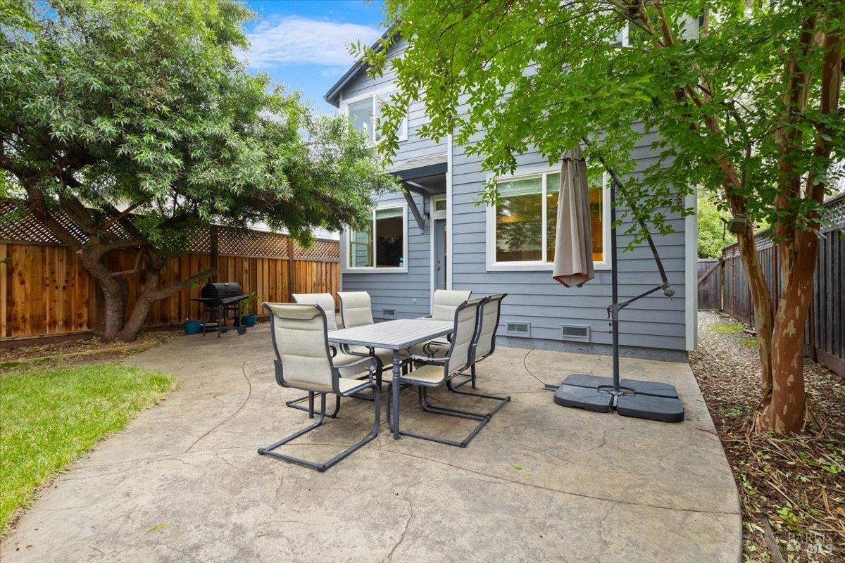 8396 Trione Circle Windsor CA 95492