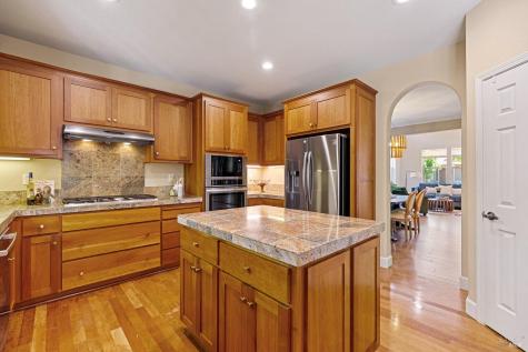 68 Pinheiro Circle Novato CA 94945