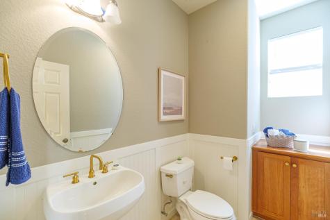 68 Pinheiro Circle Novato CA 94945
