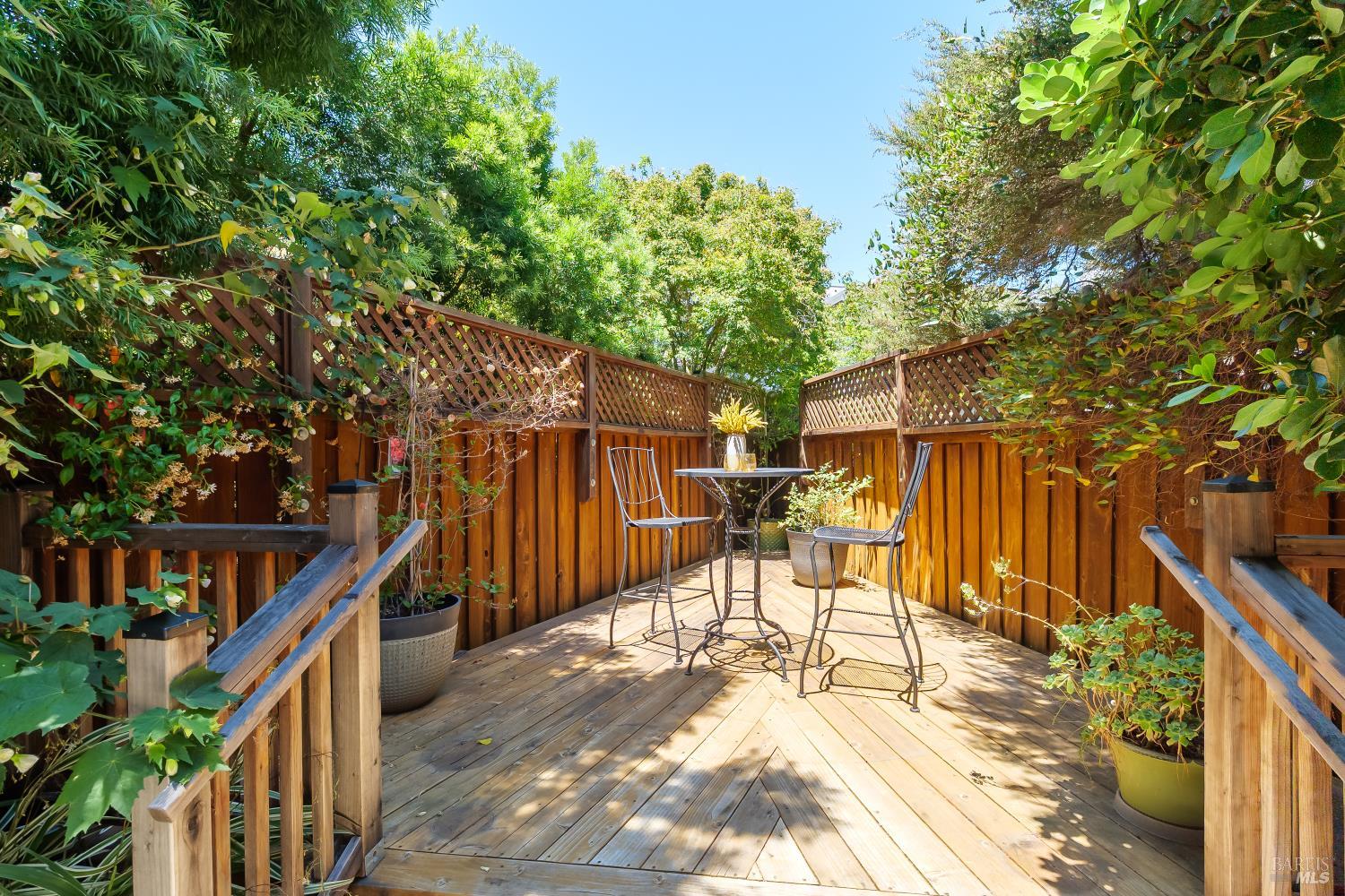 68 Pinheiro Circle Novato CA 94945