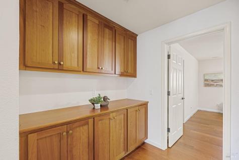 68 Pinheiro Circle Novato CA 94945