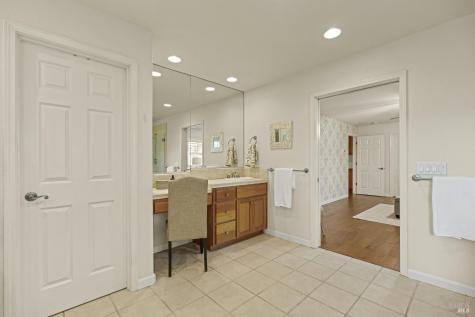 68 Pinheiro Circle Novato CA 94945