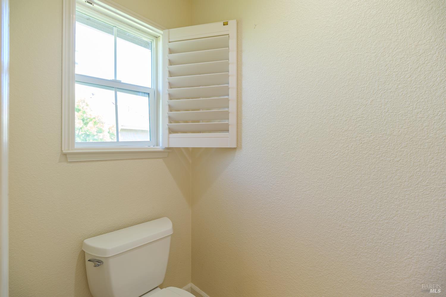 68 Pinheiro Circle Novato CA 94945