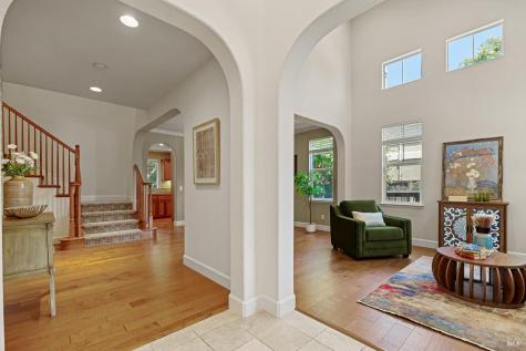 68 Pinheiro Circle Novato CA 94945