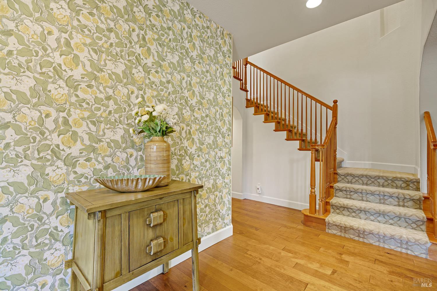 68 Pinheiro Circle Novato CA 94945