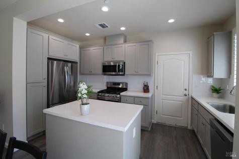1498 Cavendish Avenue Santa Rosa CA 95401