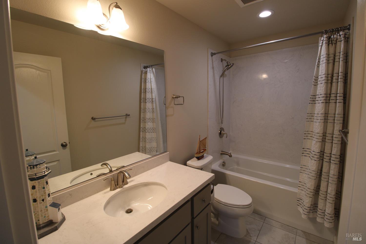 1498 Cavendish Avenue Santa Rosa CA 95401