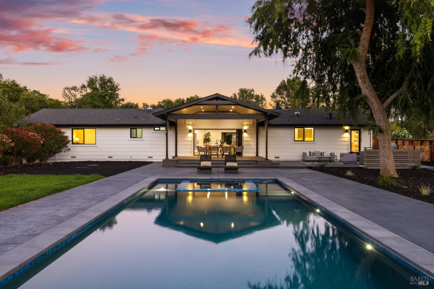 2283 Woodside Way Healdsburg CA 95448