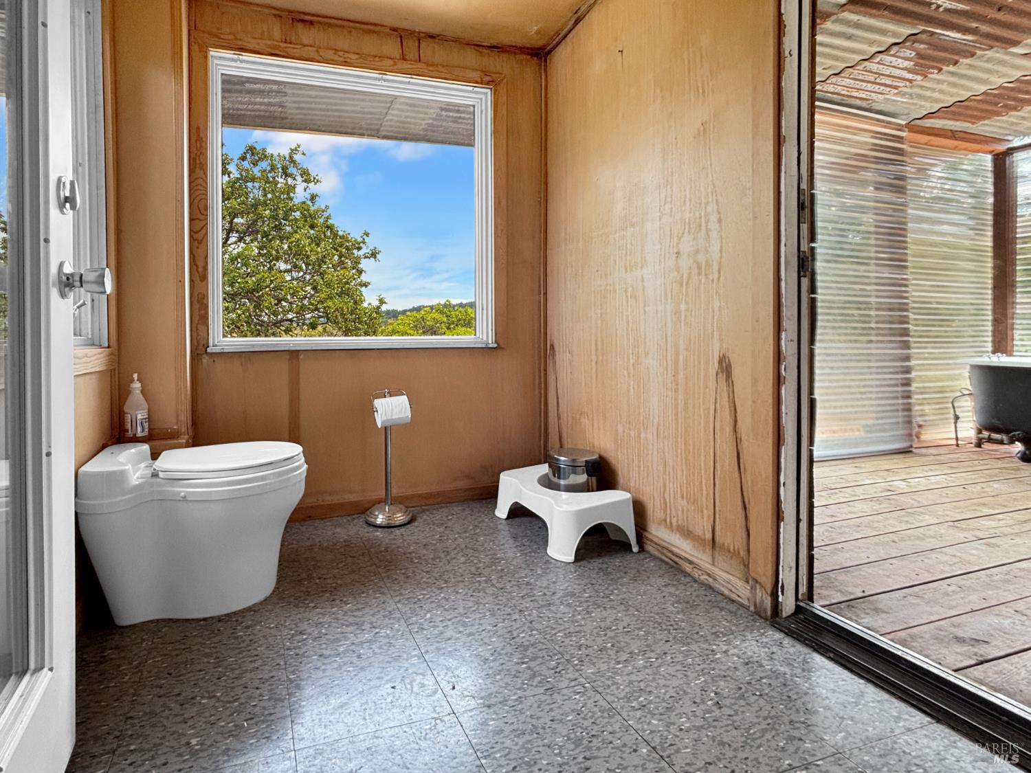 56801 Registered Guest Road Laytonville CA 95454