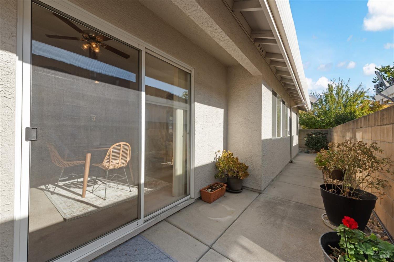 460 Mandarin Circle Vacaville CA 95687