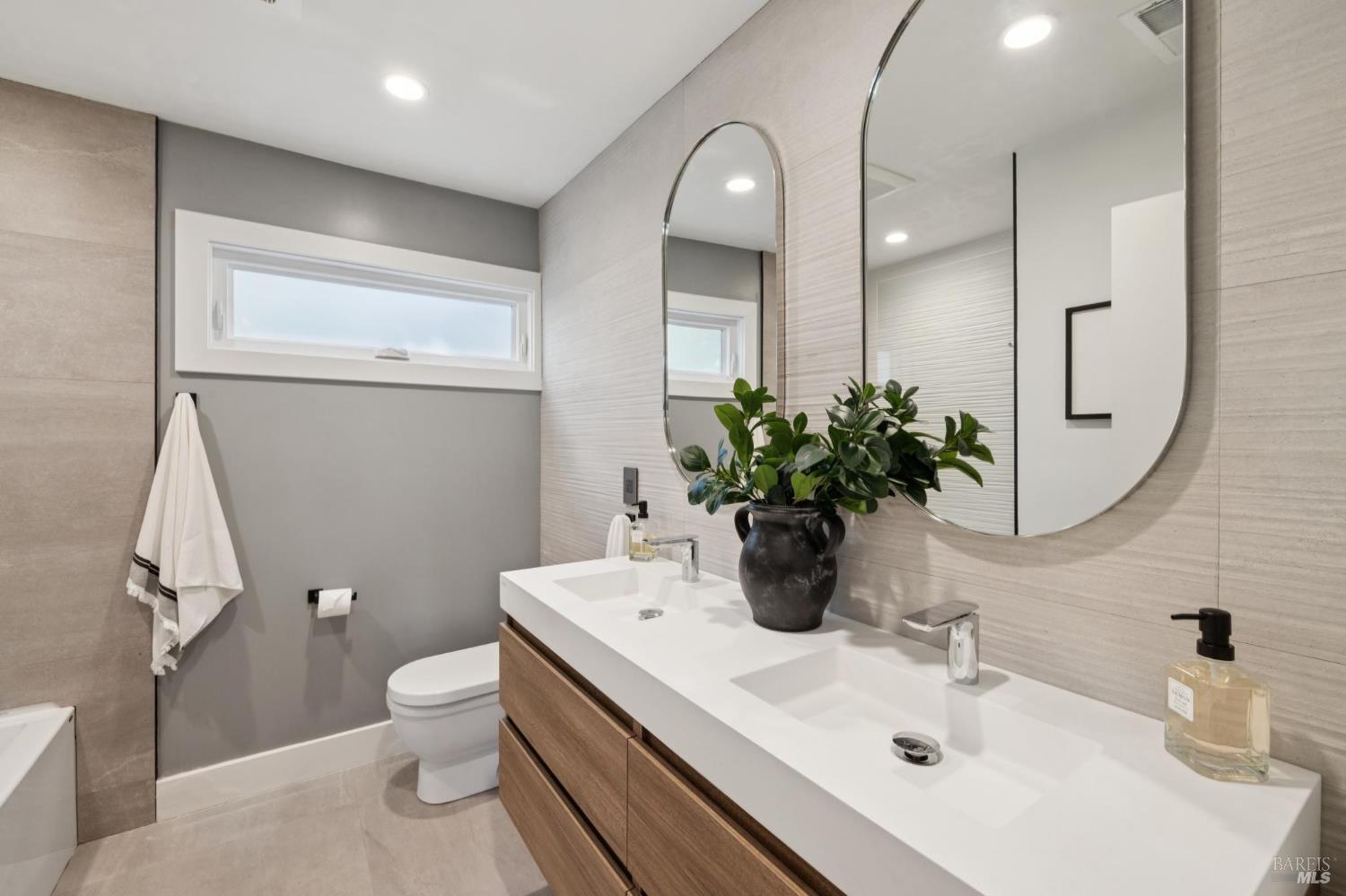 105 Oak Ridge Road San Rafael CA 94903