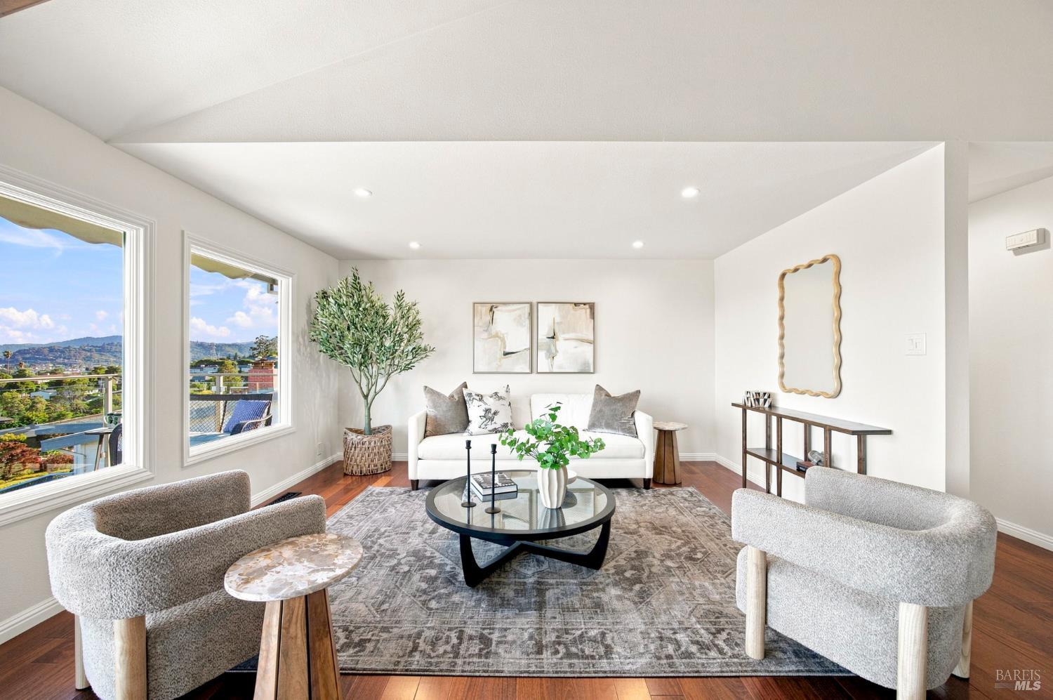29 Dorian Way San Rafael CA 94901